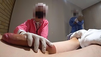 Exclusive Hospital Encounter With Japanese Nurses And Their Naked Behinds